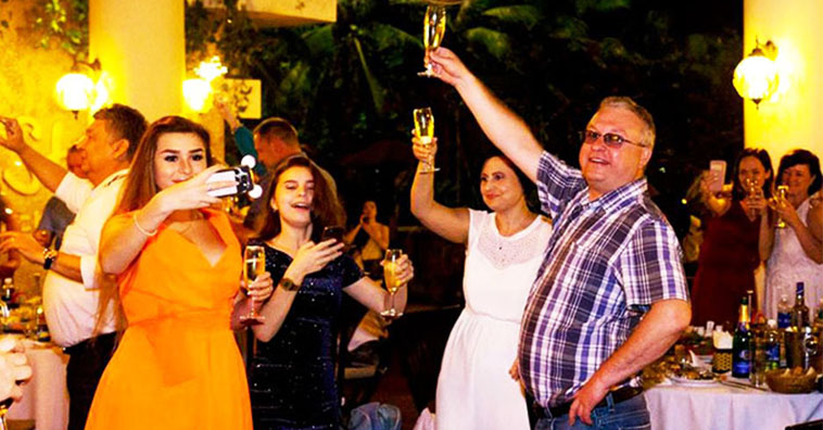 TOP nhà hàng view đẹp Nha Trang phù hợp đặt tiệc