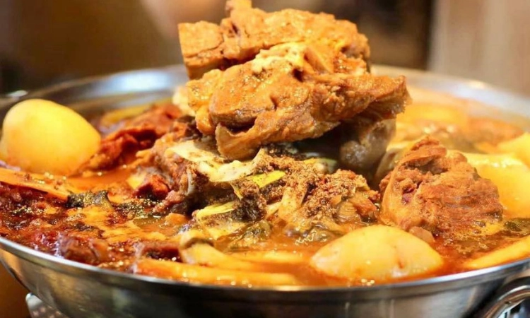 Canh Xương Khoai Tây Lớn, Giá 650K1