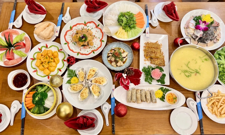 Tặng Bánh Hoặc Hoa Cho Khách Hàng Có Sinh Nhật - Thế Giới Hải Sản - Điện Biên Phủ1