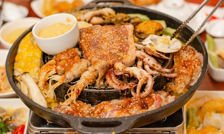 Suất Buffet Nướng Lẩu T2-CN, Giá 179K2