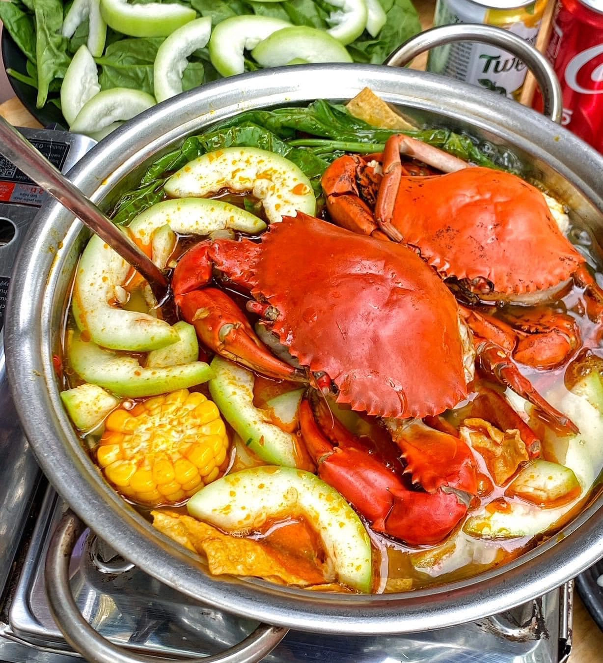 Gói tiệc sinh nhật có lẩu riêu cua bắp bò1