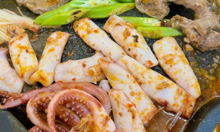 Suất Buffet Nướng & Lẩu T2-CN, Giá 139K4