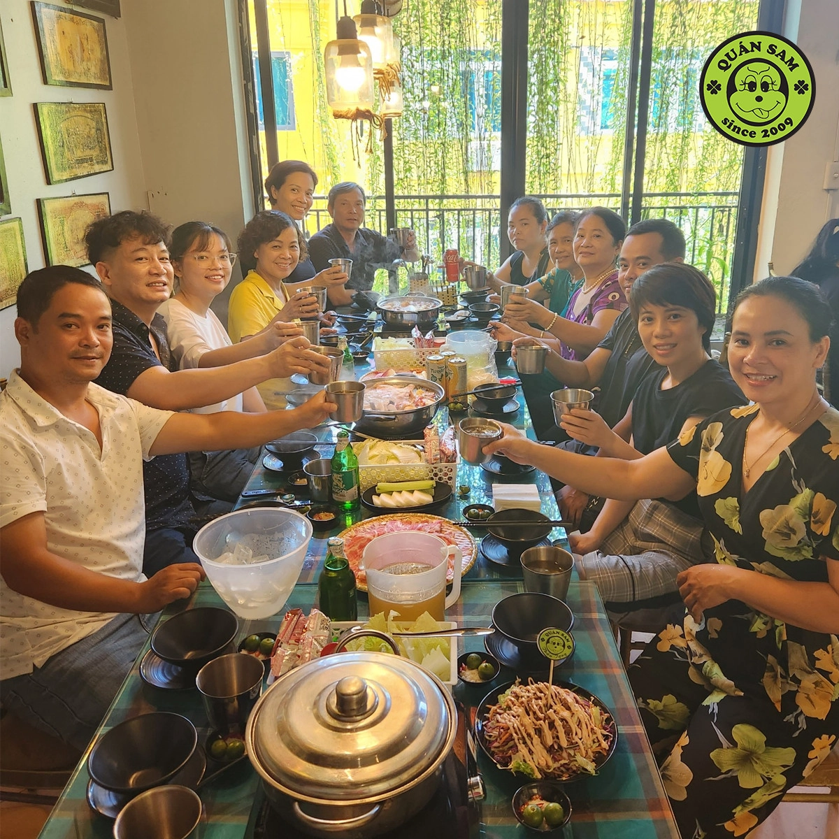 Tổ chức sinh nhật vào buổi trưa - Set menu có cả Lẩu và Nướng1