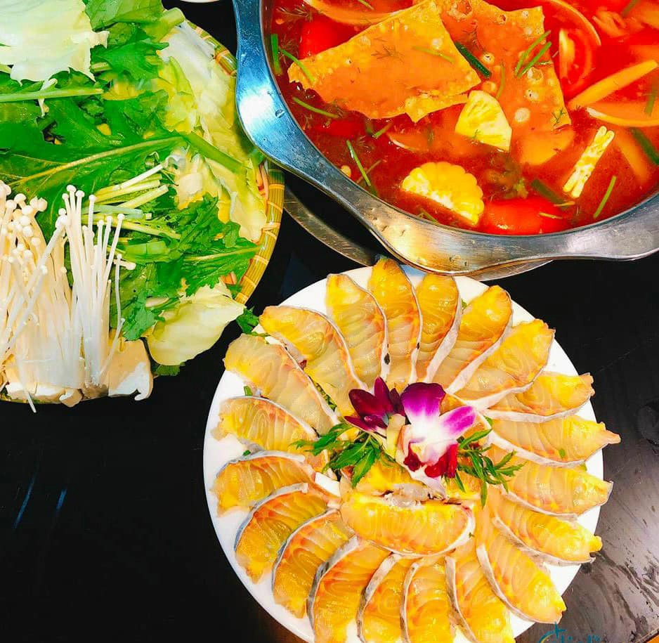 Gói tiệc sinh nhật có lẩu gà đen7