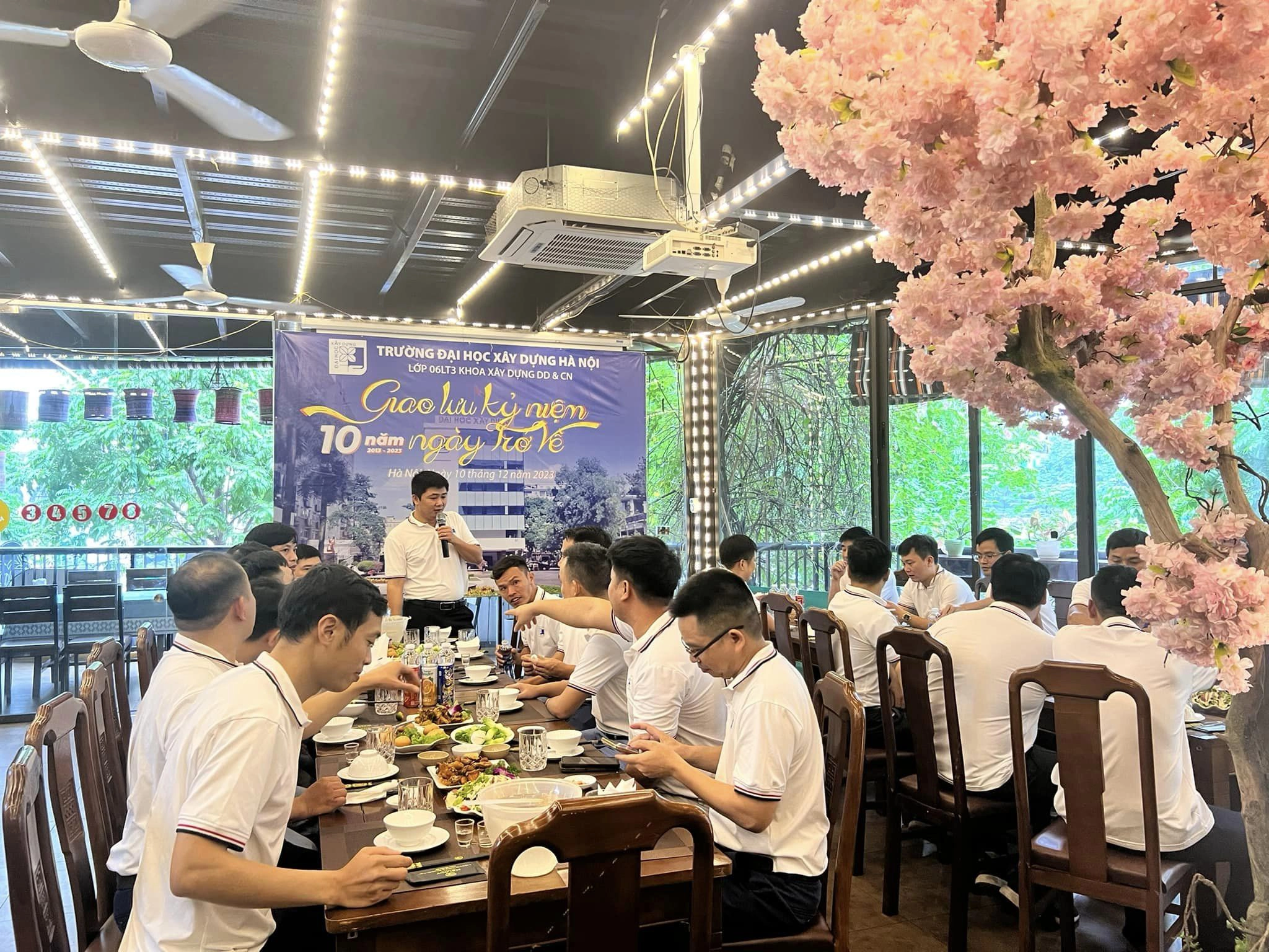 Gói tiệc sinh nhật có lẩu gà đen4