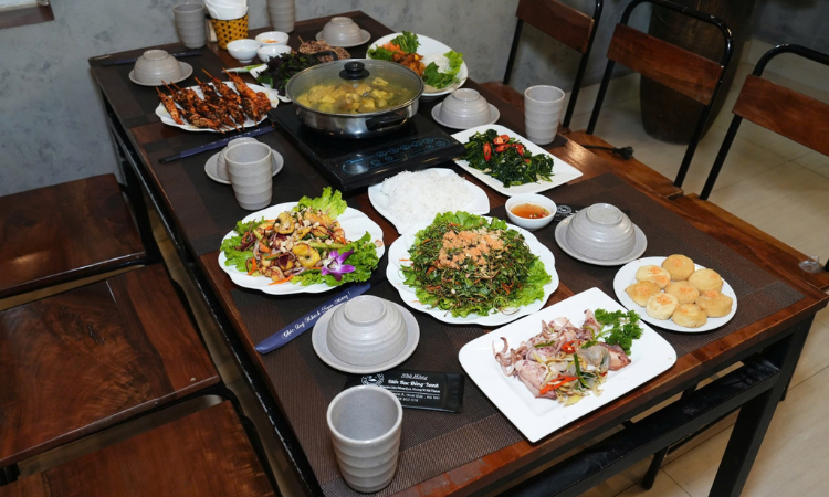 Giảm 5% Menu Đồ Ăn Khi Đặt Bàn PasGo6