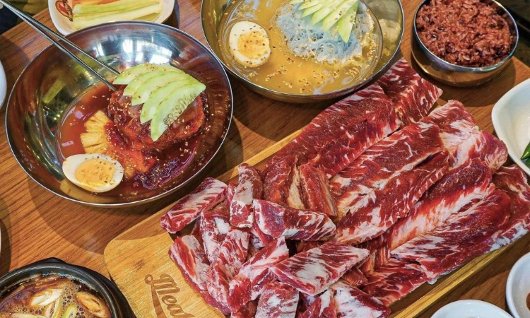 Set Bò Meat Plus, Mua 2 Tặng 26