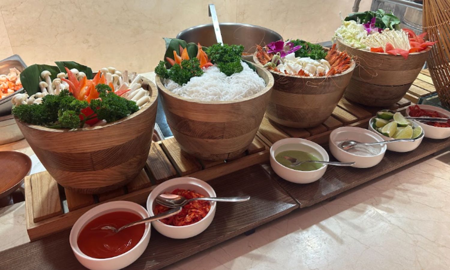 Friday International Buffet - Buffet Ẩm thực quốc tế tối thứ 6 2