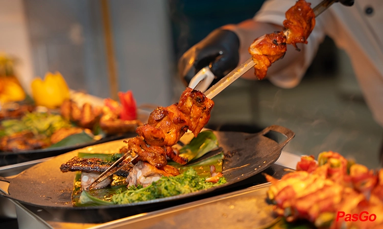 Suất Buffet Tối T2-T5, Giá 418K Chưa Gồm VAT - Royal Buffet - Lương Định Của7