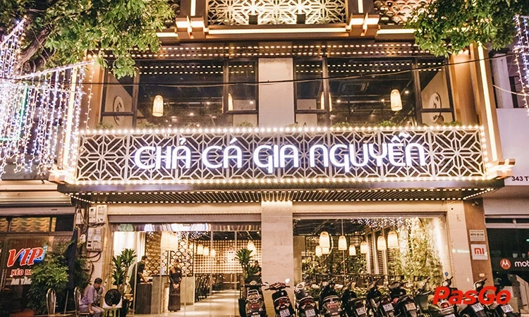 Suất chả cá Lăng1