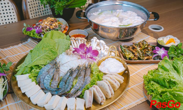 GIẢM 18% menu lẩu cho bàn từ 4 người lớn1