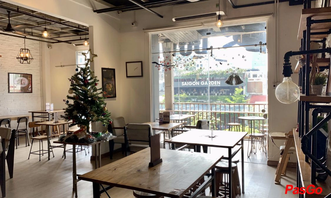 Giảm 10% cho nhóm từ 9-20 khách4