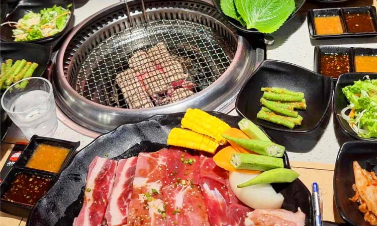 Suất Buffet Nướng Lẩu T2-CN, Giá 359K - Aka House Vạn Hạnh Mall5