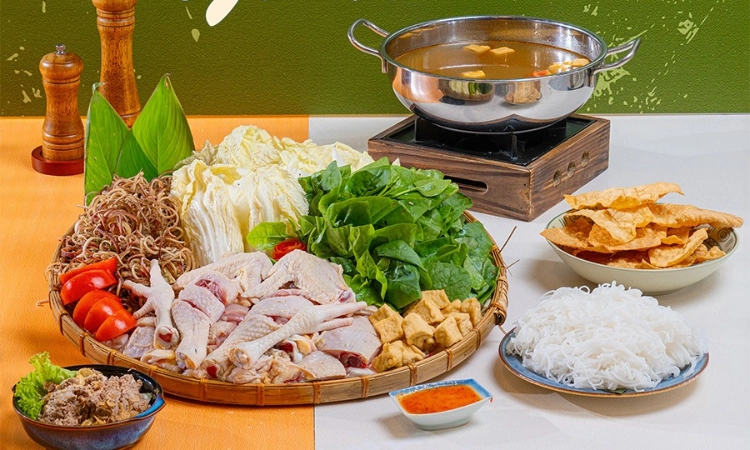 Set Lẩu Cua Đồng Gà Ri, Giá 495K - Bò Tơ Quán Mộc Nguyễn Thị Thập1