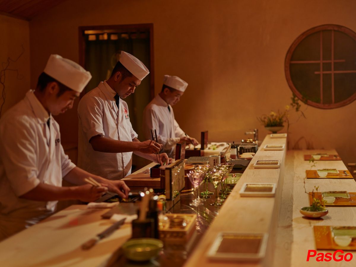 Giảm 5% & Tặng đồ uống cao cấp cho bàn đặt Omakase