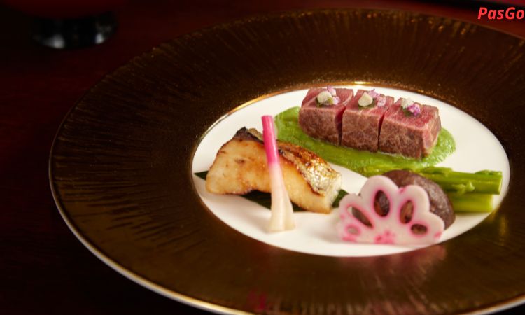 Tặng 1 trong 6 món3