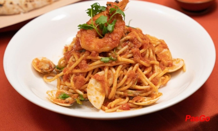 Gói tiệc sinh nhật PREMIUM từ 250K/người4