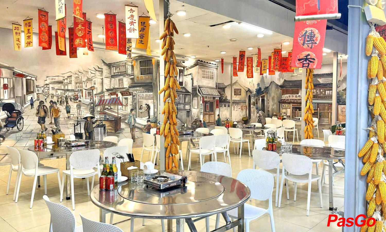 Giảm 10% hóa đơn khi đặt bàn trước 11h trưa & 18h tối3
