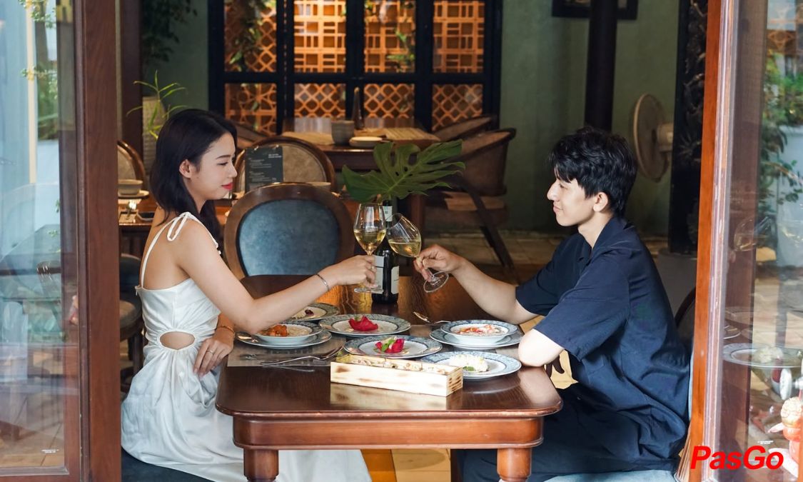 Giảm 50% set menu cho 2 khách1