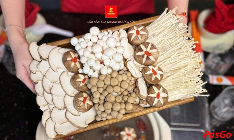 Giảm 5% Menu & Tặng quà.6