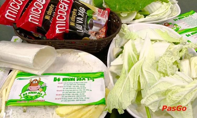 FREE rau nhúng và mỳ tôm2