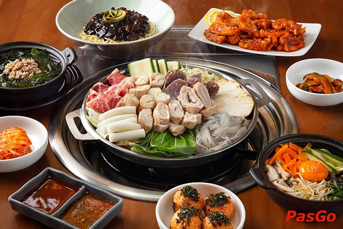 Suất Buffet Nướng Lẩu, Giá 279K - Dong Gogi Gobchang Golden Palace2