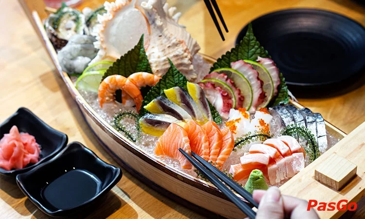 Suất Buffet Platinum T2-CN, Giá 529K3