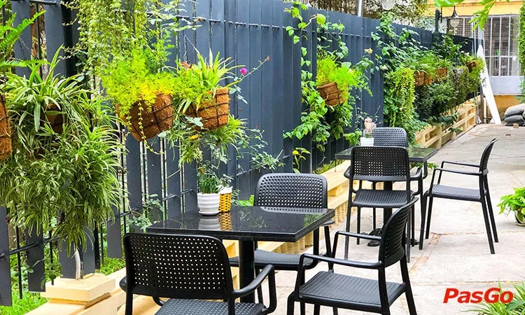 TẶNG 6 chai bia cho bàn 6 người1