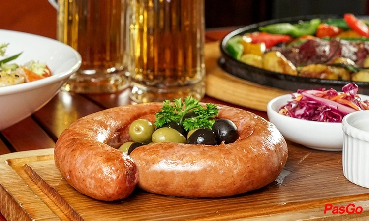 Tặng Món Khi Sử Dụng Menu Bia - Vuvuzela Trần Thái Tông3