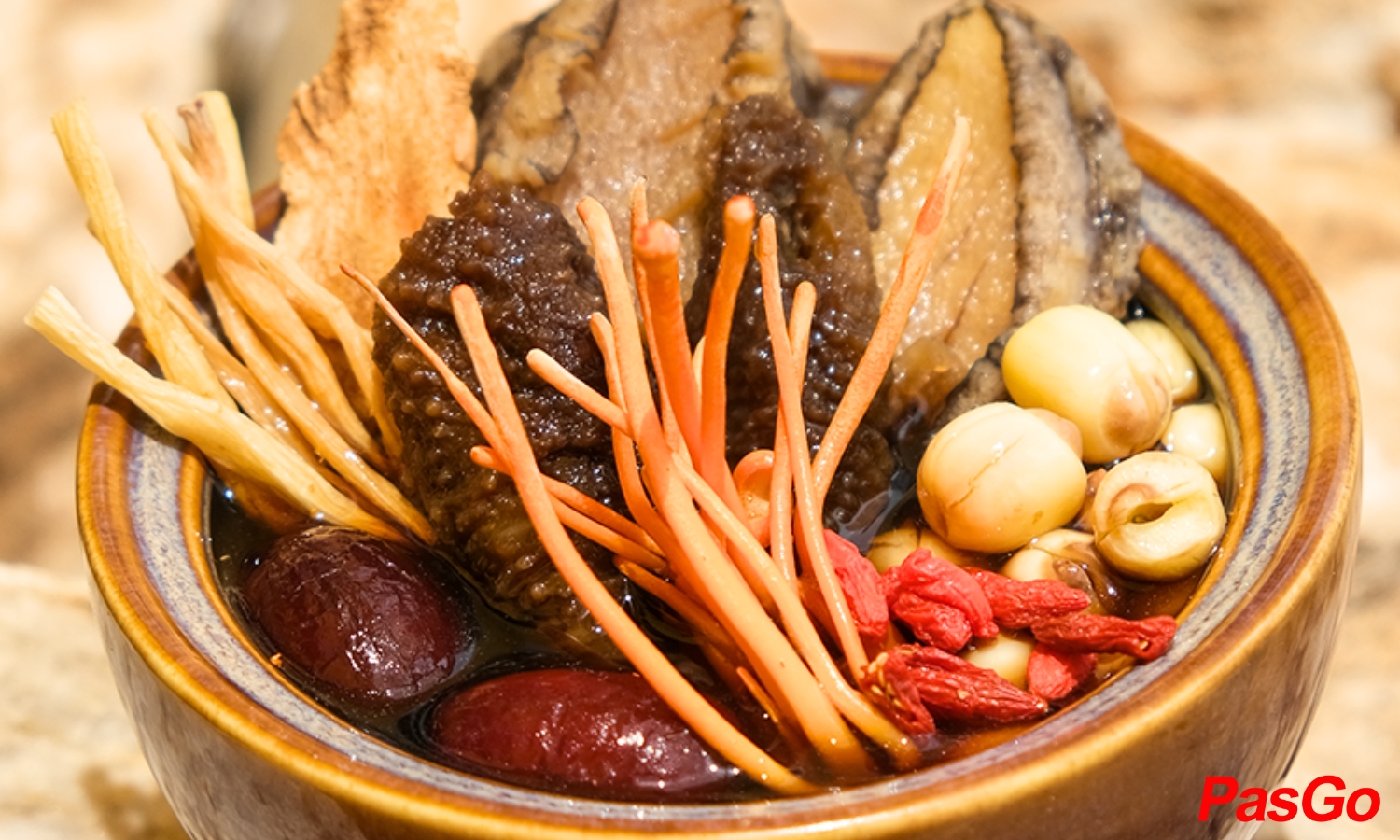 Ưu đãi đoàn từ 5 khách trở lên4