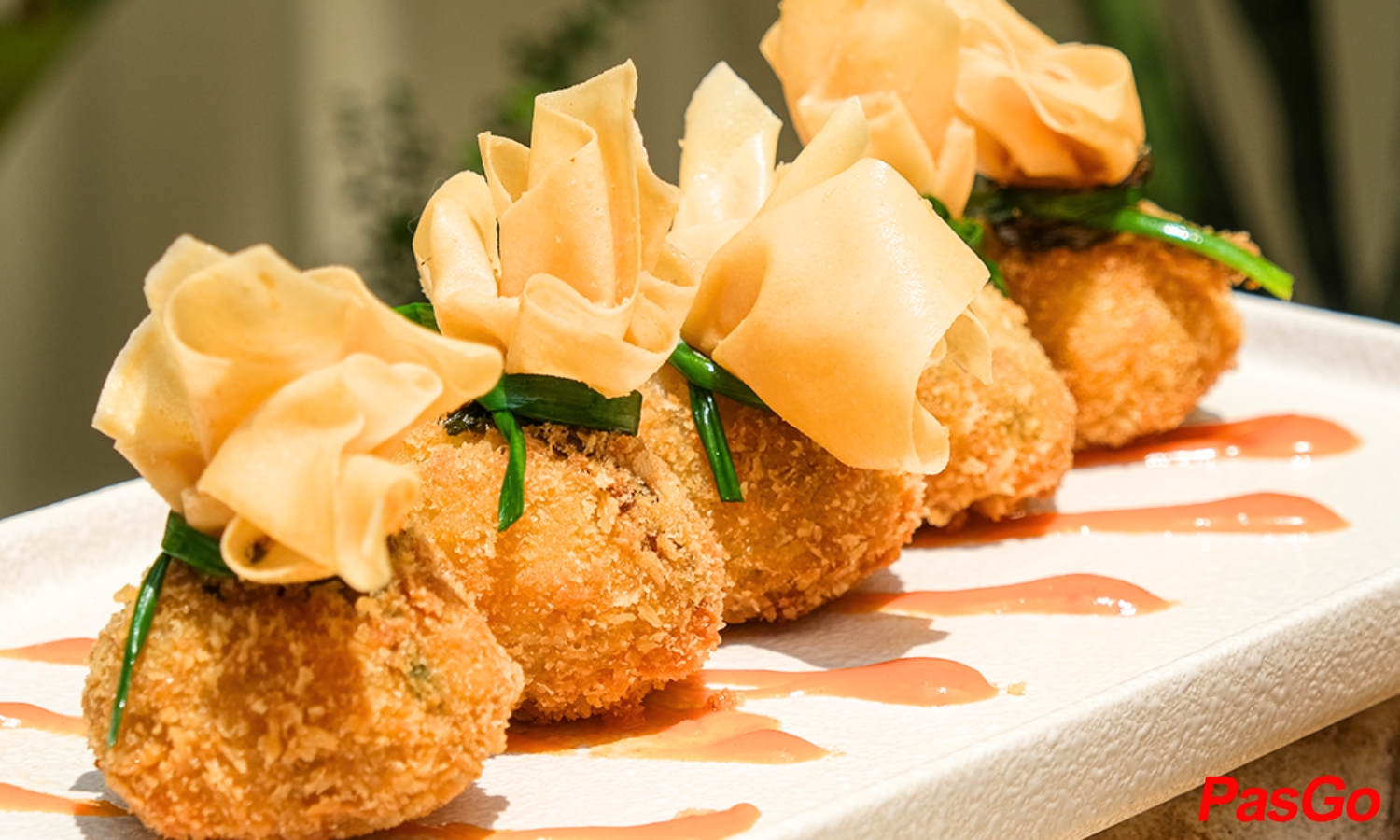 Ưu đãi đoàn từ 5 khách trở lên5