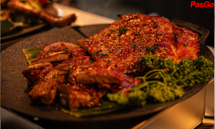 Suất Buffet Ngày Lễ, Giá 490K 1