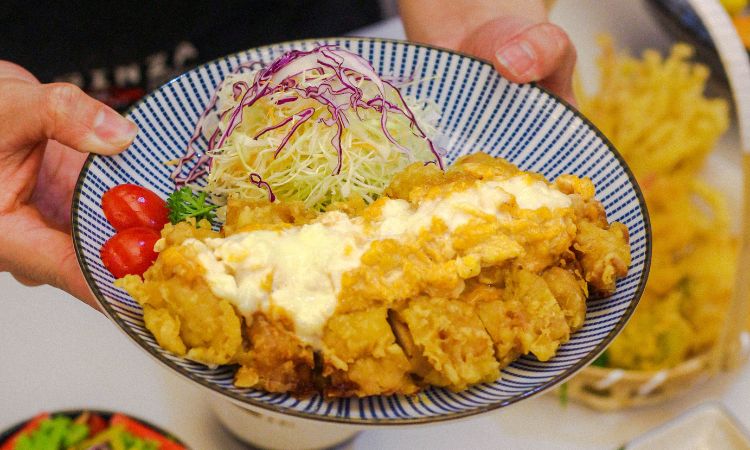 Giảm 50% Set Cơm Gà T2-T6 7