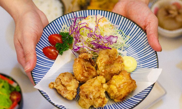 Giảm 50% Set Cơm Gà T2-T6 8