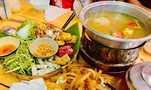 Set Lẩu Riêu Cua Sườn Sụn, Giá 210K - Ngõ 8 Cù Lao