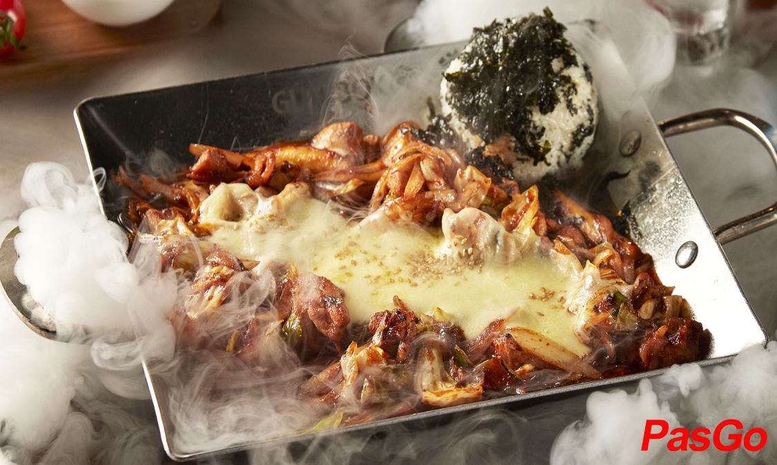 Giảm 31% cho 1 set combo Gà nguyên con và 1 Salad tổng hợp 1