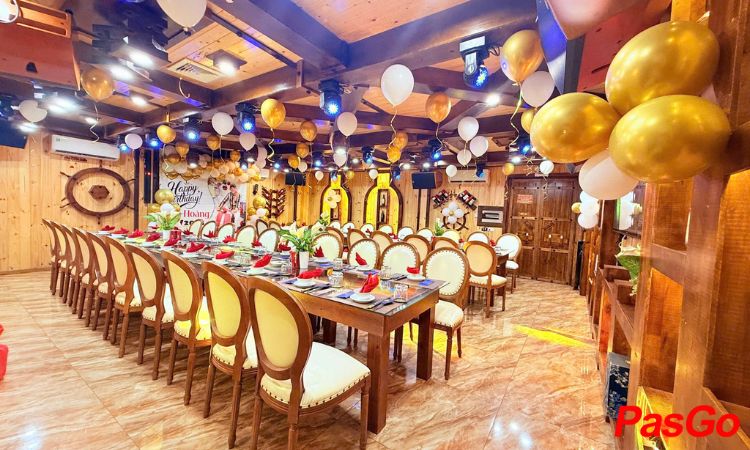 Các set tiệc hấp dẫn tại nhà hàng1