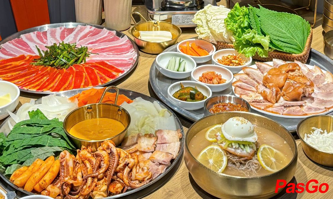 Giảm 10% menu đồ ăn cho nhóm 2 người lớn4