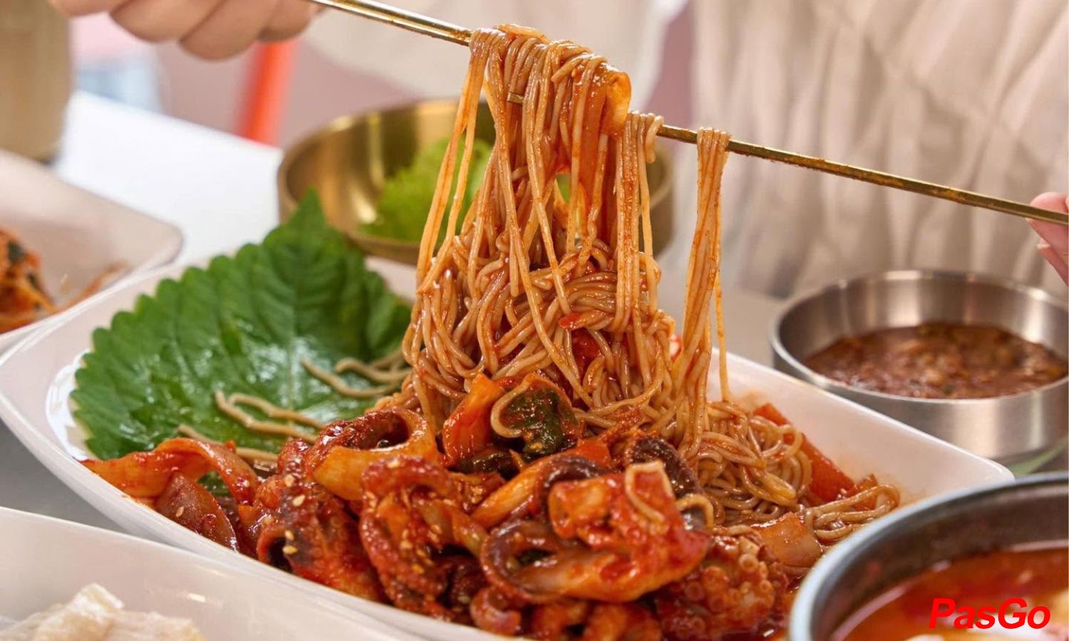 Giảm 10% menu đồ ăn cho nhóm 2 người lớn4