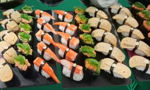Suất Buffet Sushi T2-CN, Giá 299K - Wabi Sabi Sushi Tô Hiến Thành