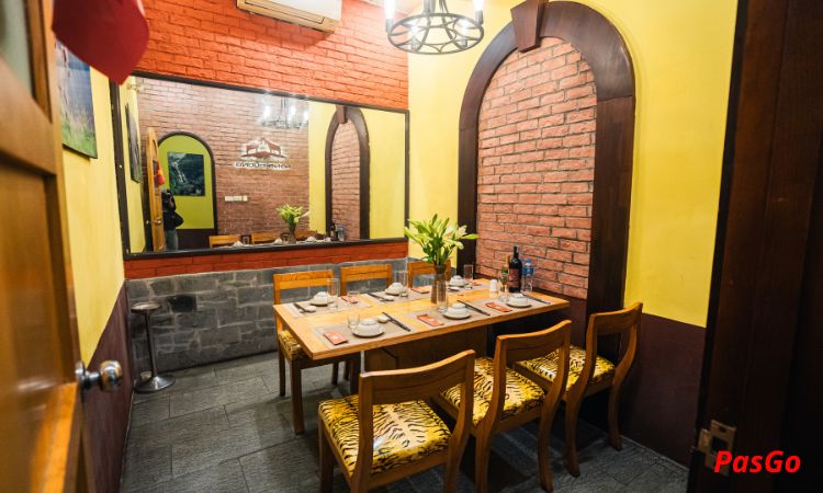 Tặng Nộm Dê Ré Hoa Chuối 