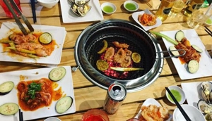 Tặng voucher giảm 10% tổng hóa đơn cho khách hàng GỌI MÓN/ COMBO