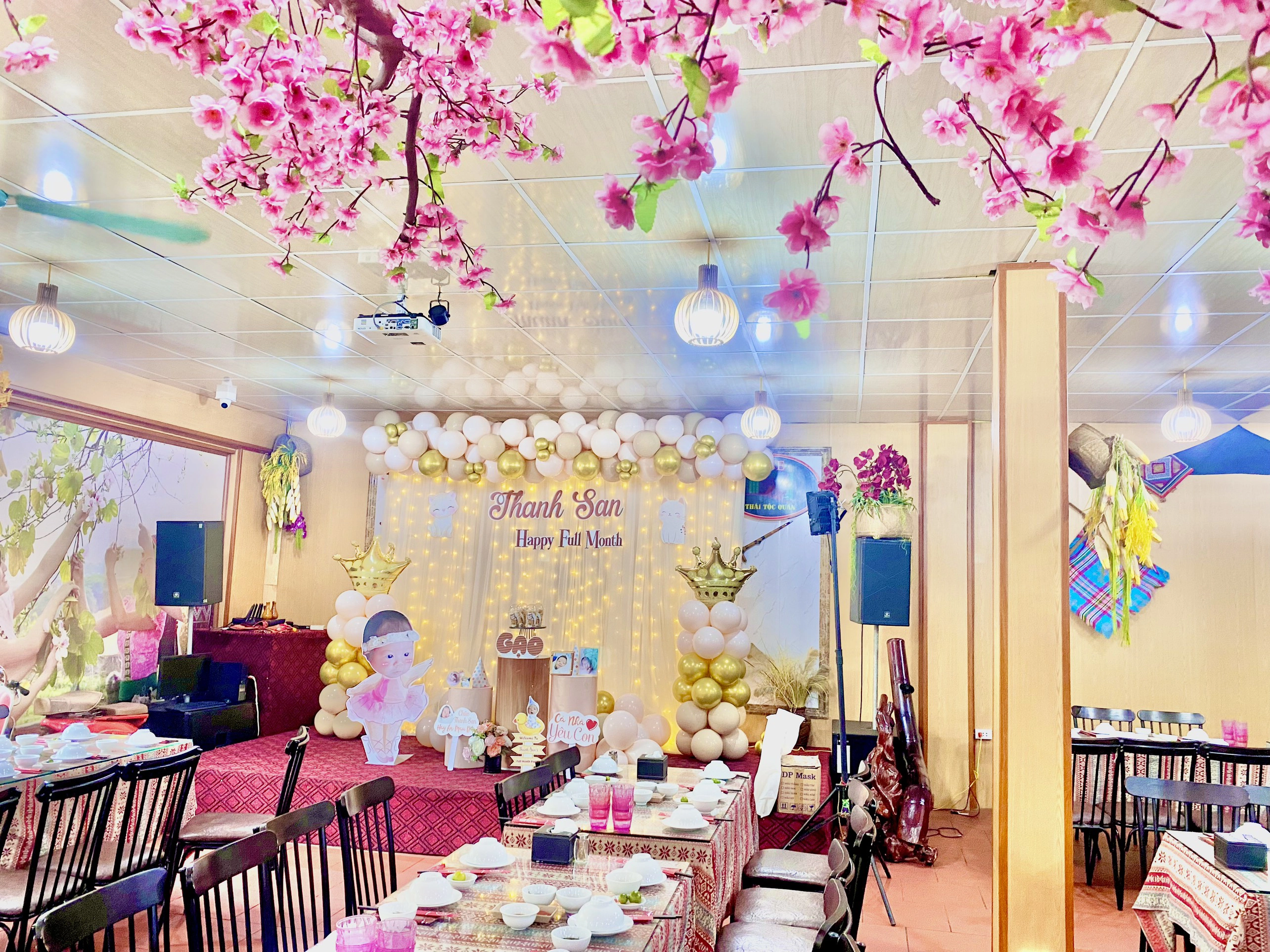 Gói tiệc sinh nhật có Cá quả nướng Thái Tộc quán6