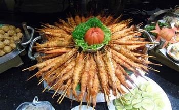 Blue Diamond – Buffet sang ở khách sạn 3 sao giá chỉ 120.000 VNĐ