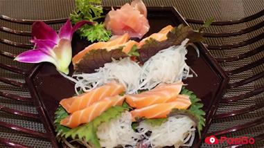 che-bien-sashimi-ca-hoi---buffet-sen-viet